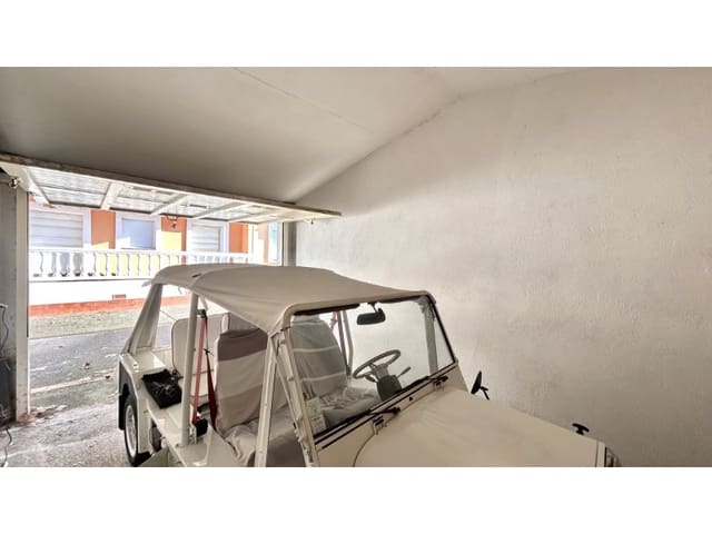 Garagem para venda em Empuriabrava, Castelló d'Empúries - 38 000 € (Ref: 9470669)