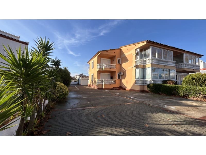 Garagem para venda em Empuriabrava - 38 000 € (Ref: 9470669)