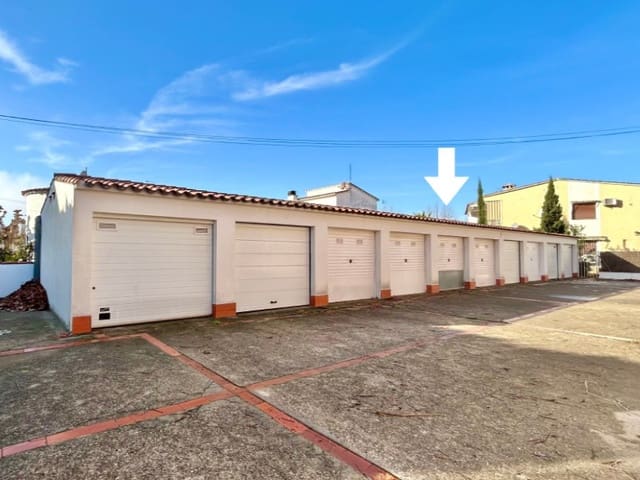 Garagem para venda em Empuriabrava, Castelló d'Empúries - 38 000 € (Ref: 9470669)