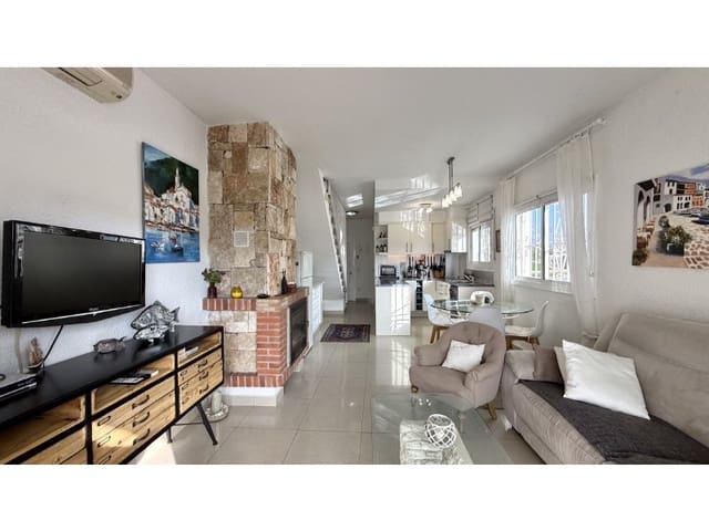 4 chambre Maison de Ville à vendre à Empuriabrava, Castelló d'Empúries avec garage - 580 000 € (Ref: 9470670)