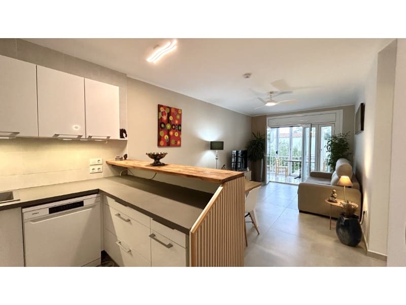 2 sypialnia Apartament na sprzedaż w Empuriabrava z garażem - 270 000 € (Ref: 9499478)