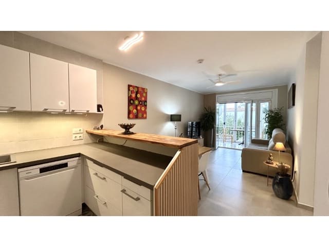 2 sypialnia Apartament na sprzedaż w Empuriabrava, Castelló d'Empúries z garażem - 270 000 € (Ref: 9499478)