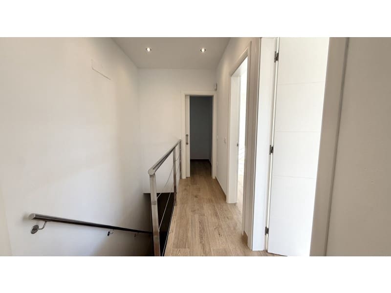 Chalet de 3 habitaciones en Roses en venta - 479.000 € (Ref: 9499479)