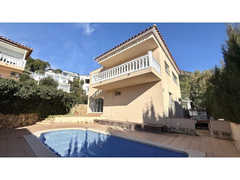 Chalet de 3 habitaciones en Roses en venta - 479.000 € (Ref: 9499479)