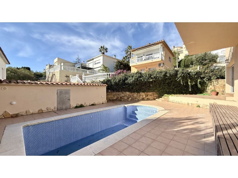 Chalet de 3 habitaciones en Roses en venta - 479.000 € (Ref: 9499479)