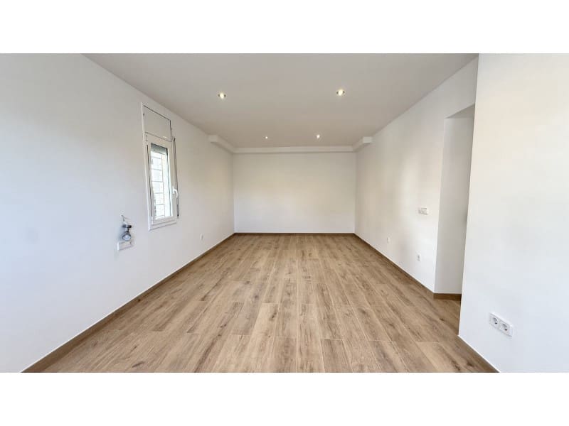 Chalet de 3 habitaciones en Roses en venta - 479.000 € (Ref: 9499479)