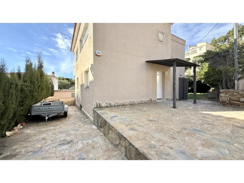 Chalet de 3 habitaciones en Roses en venta - 479.000 € (Ref: 9499479)