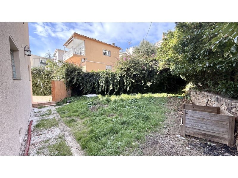 Chalet de 3 habitaciones en Roses en venta - 479.000 € (Ref: 9499479)