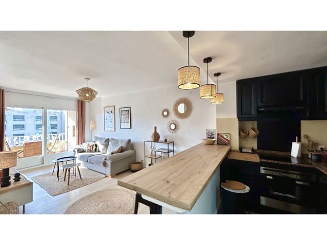 2 soveværelse Lejlighed til salg i Empuriabrava, Castelló d'Empúries med garage - € 260.000 (Ref: 9541071)