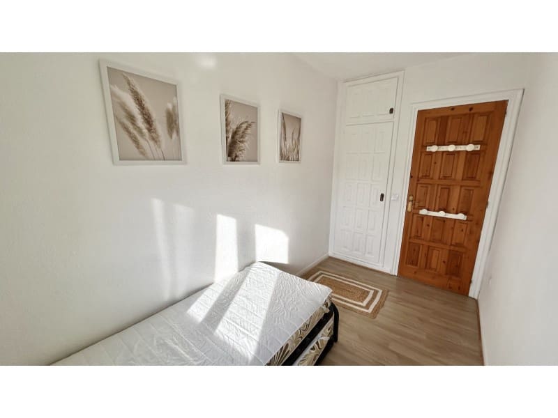 2 soveværelse Lejlighed til salg i Empuriabrava med garage - € 260.000 (Ref: 9541071)