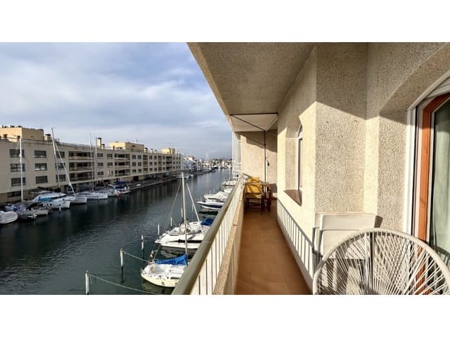 2 soveværelse Lejlighed til salg i Empuriabrava, Castelló d'Empúries med garage - € 260.000 (Ref: 9541071)