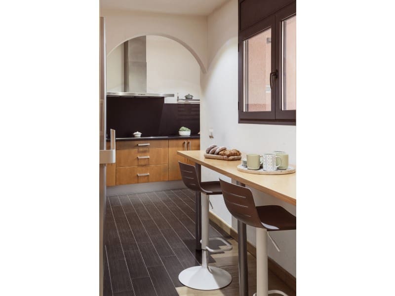 4 bedroom Apartment for sale in Figueres with garage - € 450,000 (Ref: 9543365)