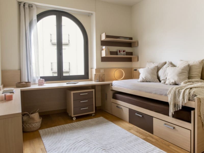 4 bedroom Apartment for sale in Figueres with garage - € 450,000 (Ref: 9543365)