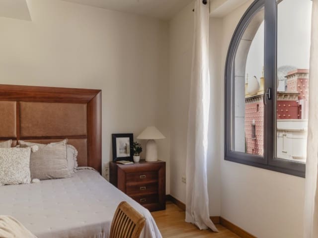 Apartamento de 4 habitaciones en Figueres en venta con garaje - 450.000 € (Ref: 9543365)