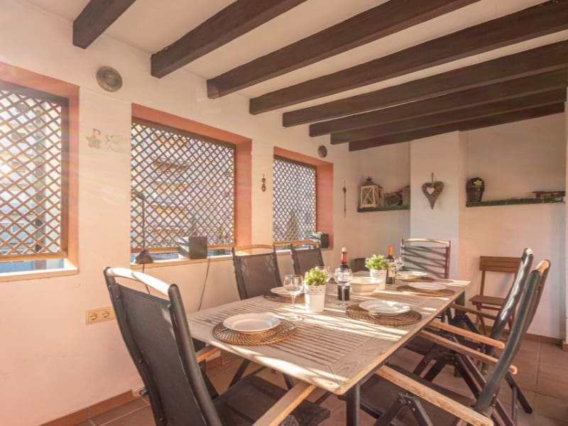 4 bedroom Apartment for sale in Figueres with garage - € 450,000 (Ref: 9543365)