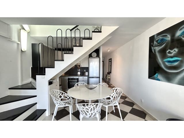 3 soverom Villa til salgs i Empuriabrava, Castelló d'Empúries - € 595 000 (Ref: 9543560)