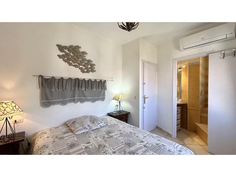 3 sovrum Villa till salu i Empuriabrava - 535 000 € (Ref: 9651716)