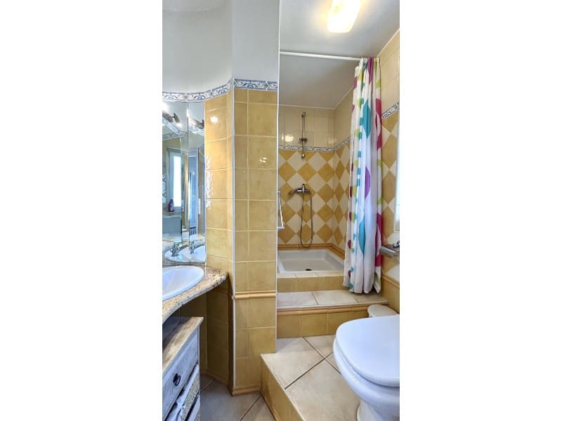 3 sovrum Villa till salu i Empuriabrava - 535 000 € (Ref: 9651716)