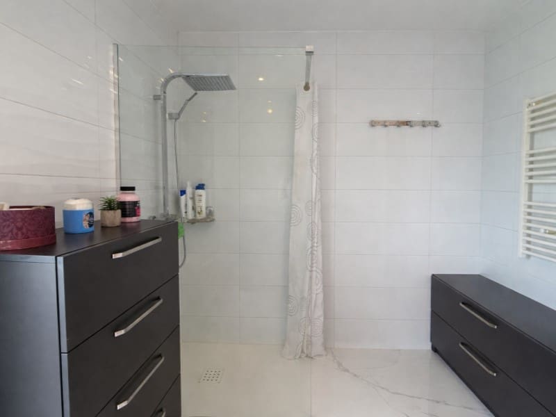 4 Zimmer Villa zu verkaufen in Empuriabrava mit Garage - 950.000 € (Ref: 9711846)