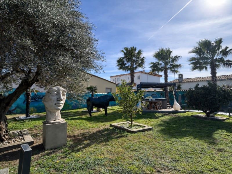 4 Zimmer Villa zu verkaufen in Empuriabrava mit Garage - 950.000 € (Ref: 9711846)