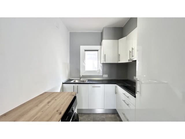 2 makuuhuone Huoneisto myytävänä paikassa Empuriabrava, Castelló d'Empúries - 205 000 € (Ref: 9714745)