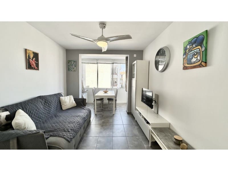 Apartamento de 2 habitaciones en Empuriabrava en venta - 205.000 € (Ref: 9714745)