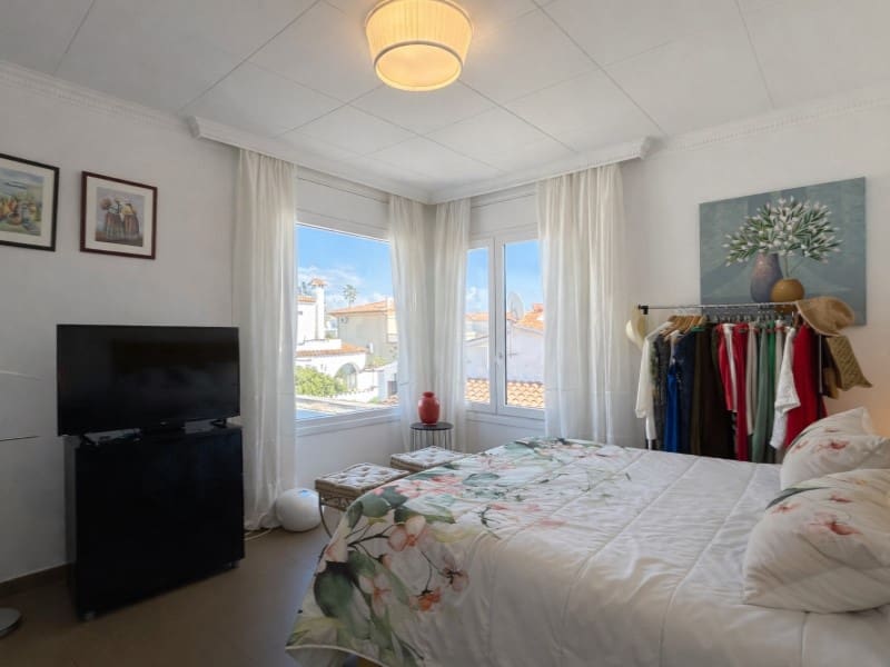 3 Zimmer Villa zu verkaufen in Empuriabrava mit Garage - 620.000 € (Ref: 9714746)