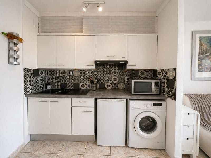 Studio til salgs i Empuriabrava med garasje - € 125 000 (Ref: 9796934)