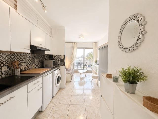 Studio til salgs i Empuriabrava, Castelló d'Empúries med garasje - € 125 000 (Ref: 9796934)