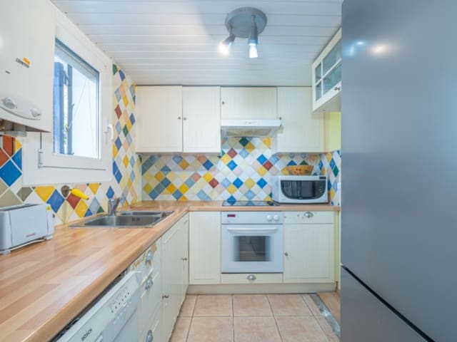 4 soverom Villa til salgs i Empuriabrava, Castelló d'Empúries - € 425 000 (Ref: 9820269)