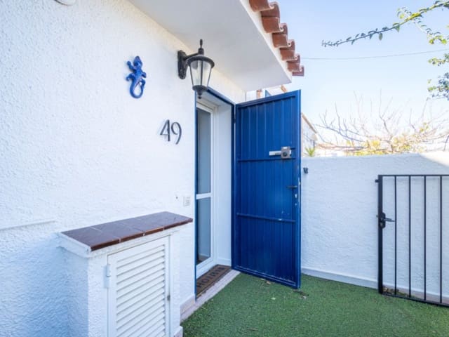 4 soverom Villa til salgs i Empuriabrava, Castelló d'Empúries - € 425 000 (Ref: 9820269)