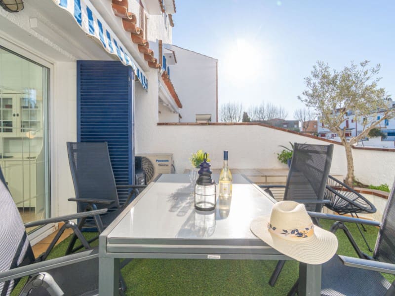 4 soveværelse Villa til salg i Empuriabrava - € 455.000 (Ref: 9820269)
