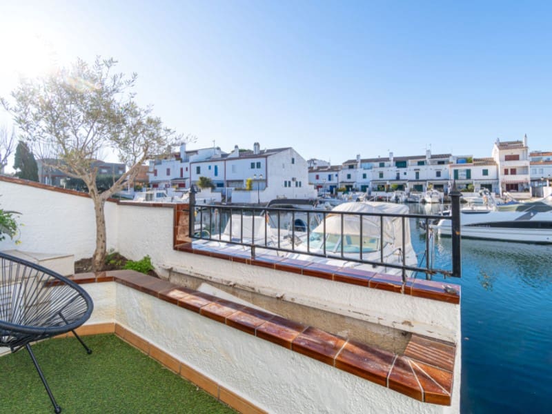 4 soveværelse Villa til salg i Empuriabrava - € 455.000 (Ref: 9820269)