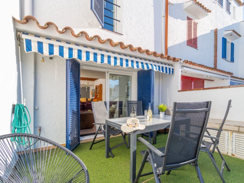 4 soveværelse Villa til salg i Empuriabrava - € 455.000 (Ref: 9820269)