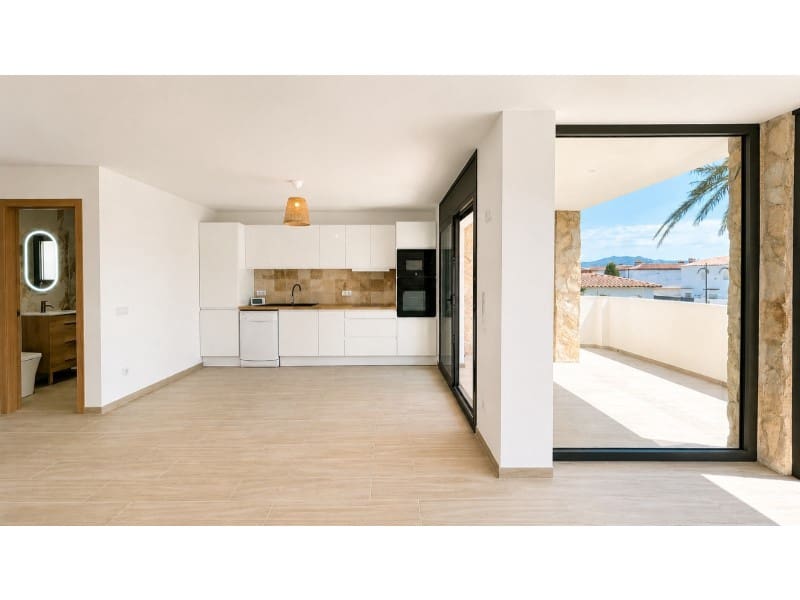3 Zimmer Apartment zu verkaufen in Empuriabrava mit Garage - 495.000 € (Ref: 9851002)