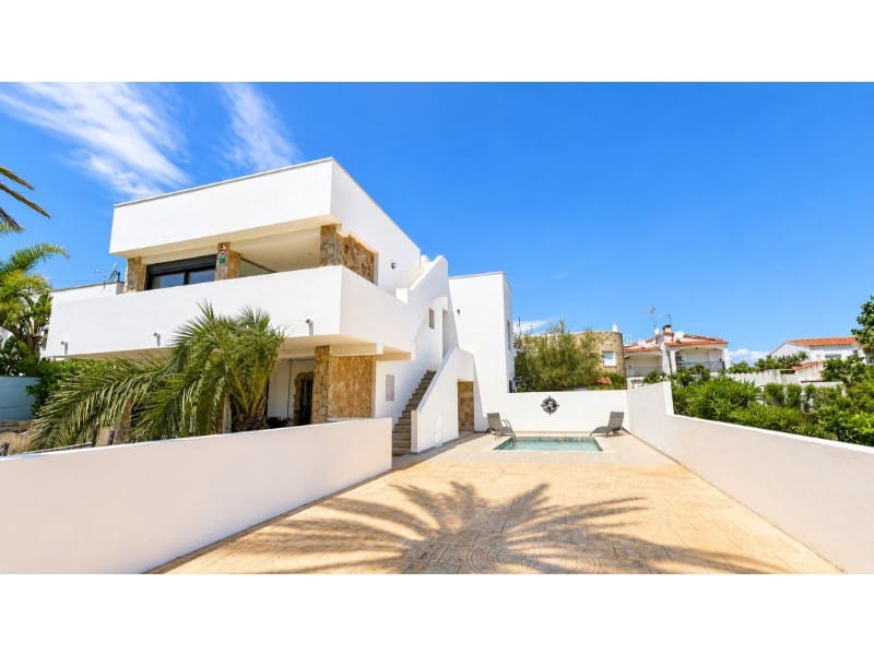 3 Zimmer Apartment zu verkaufen in Empuriabrava mit Garage - 495.000 € (Ref: 9851002)