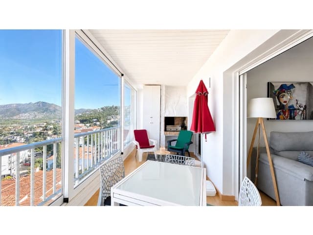 Piso de 2 habitaciones en Roses en venta con garaje - 375.000 € (Ref: 9865002)
