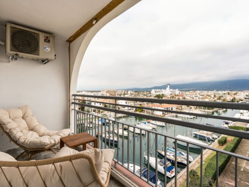 1 bedroom Apartment for sale in Empuriabrava - € 295,000 (Ref: 9875874)