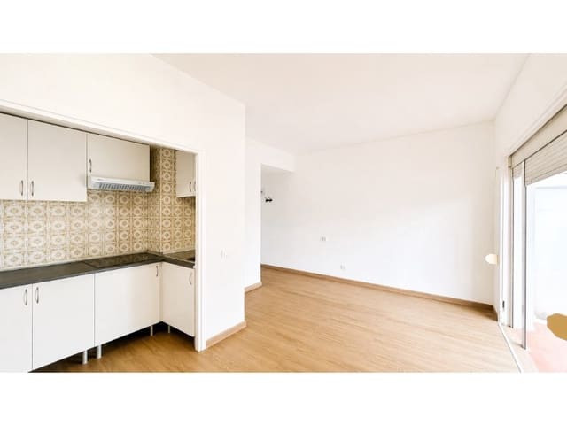 1 slaapkamer Flat te koop in Empuriabrava, Castelló d'Empúries - € 126.000 (Ref: 9904234)
