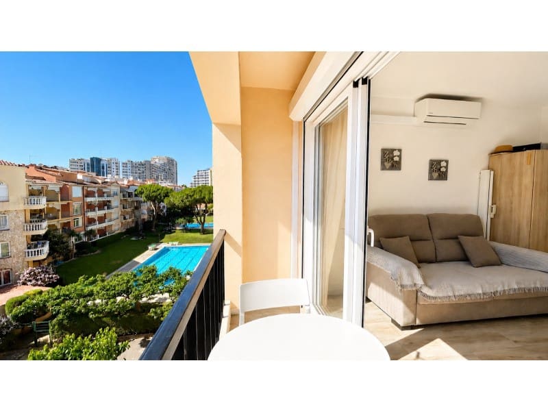 1 bedroom Apartment for sale in Empuriabrava - € 155,000 (Ref: 9912760)