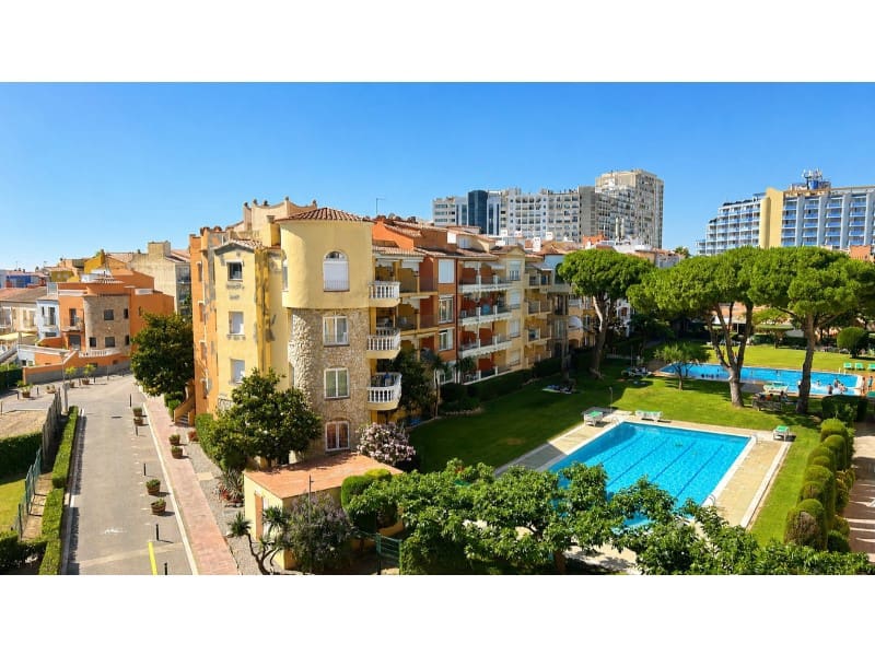 1 bedroom Apartment for sale in Empuriabrava - € 155,000 (Ref: 9912760)