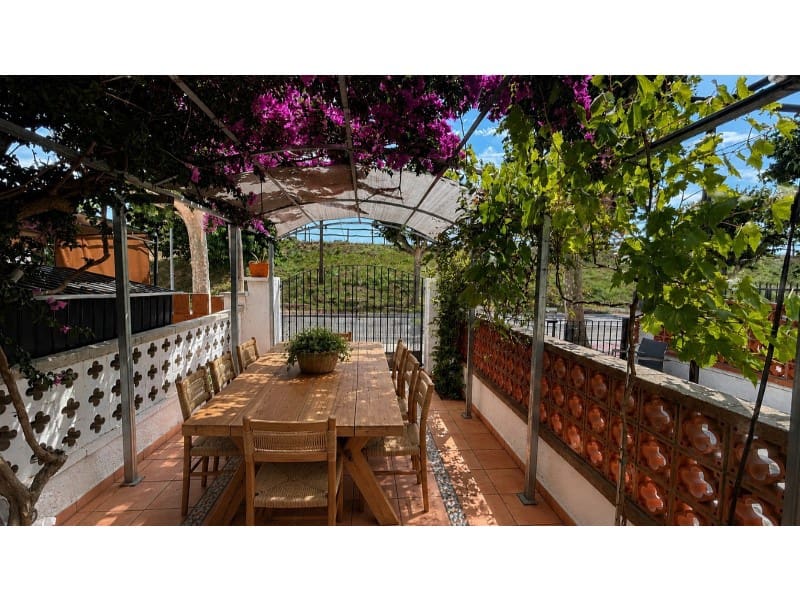 3 bedroom Townhouse for sale in Empuriabrava - € 275,000 (Ref: 9936050)