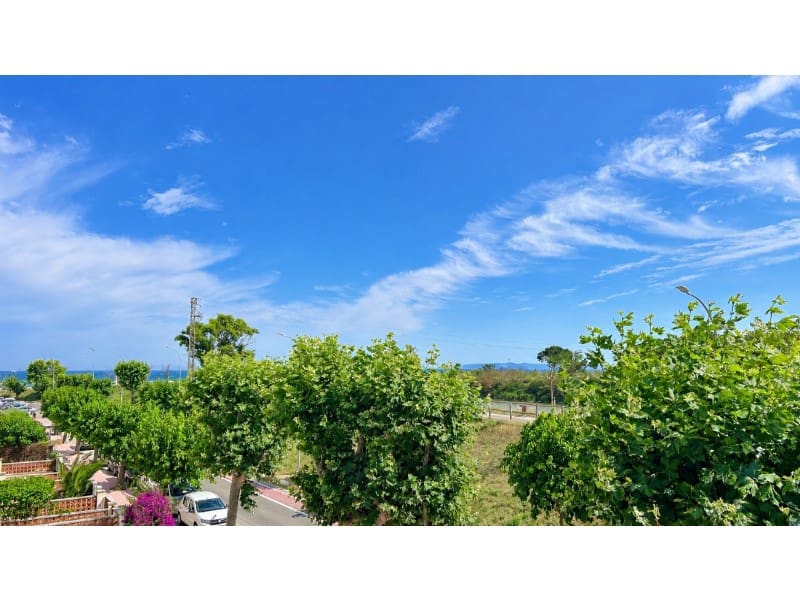 3 bedroom Townhouse for sale in Empuriabrava - € 275,000 (Ref: 9936050)
