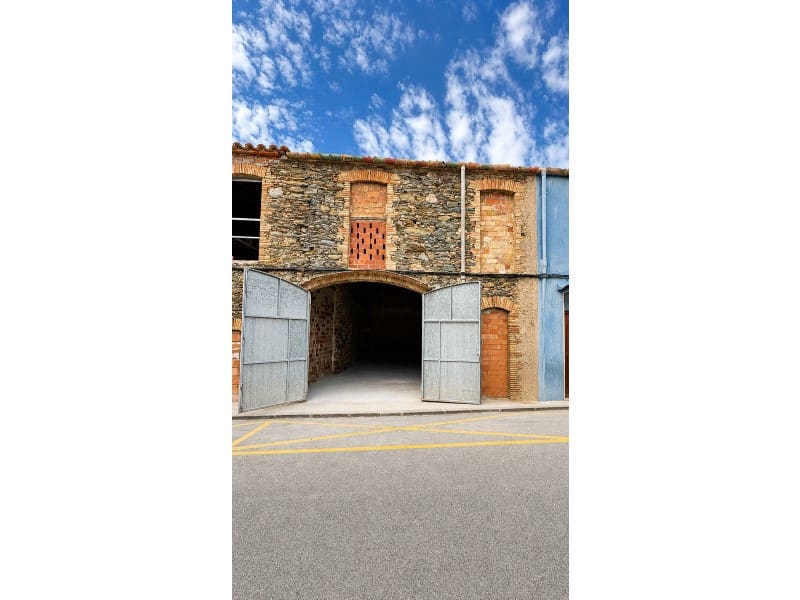 Garasje til salgs i Castello d'Empuries - € 110 000 (Ref: 9939595)
