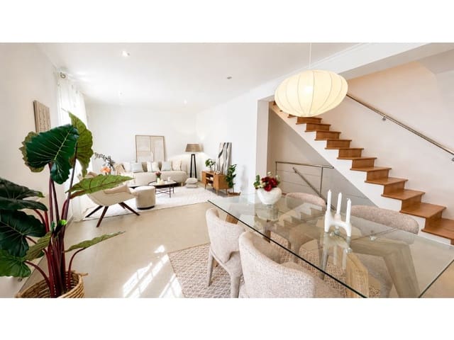 3 soveværelse Villa til salg i El Mas Fumats, Roses - € 450.000 (Ref: 9945363)