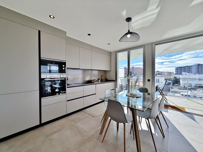 3 bedroom Apartment for sale in Santa Margarida with garage - € 549,000 (Ref: 9949399)