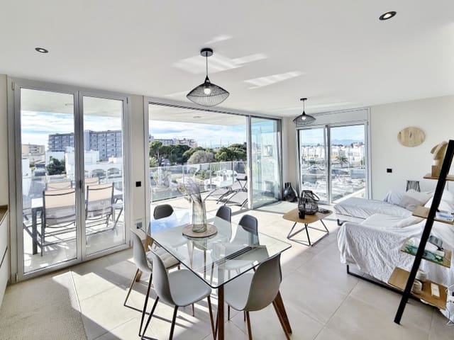 3 bedroom Apartment for sale in Santa Margarida, Roses with garage - € 549,000 (Ref: 9949399)