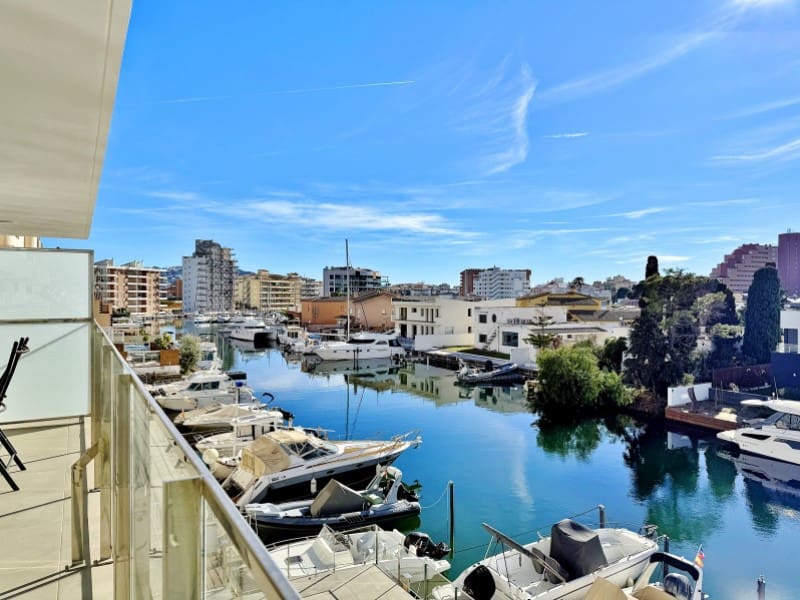 3 bedroom Apartment for sale in Santa Margarida with garage - € 549,000 (Ref: 9949399)