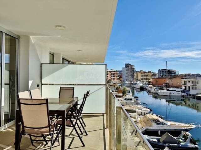 3 bedroom Apartment for sale in Santa Margarida, Roses with garage - € 549,000 (Ref: 9949399)