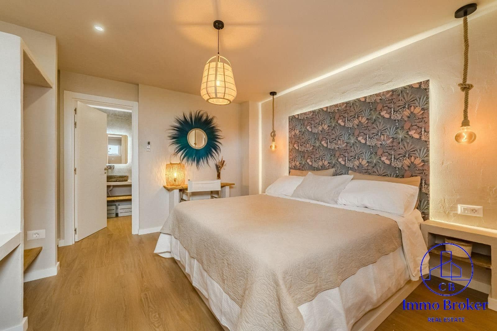 5 soveværelse Villa til salg i Chayofa med swimmingpool garage - € 1.522.500 (Ref: 10127704)